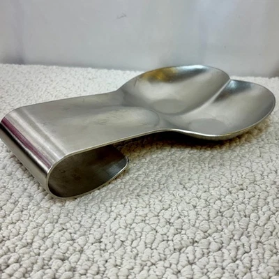 Reposacuchara doble de acero inoxidable Amco #10734 cepillado 18/8 Foto 1 de 4