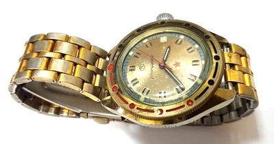 LEGENDARY RUSSIAN VINTAGE MENS WATCH VOSTOK KOMANDIRSKIYe MECHANICAL WORKING RAR - Image 1 of 4