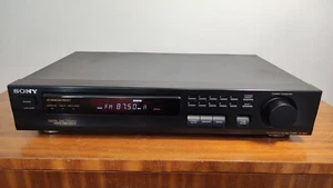 Sony ST-S211 FM AM Stereo Tuner Vintage ***See Video*** - Picture 1 of 13