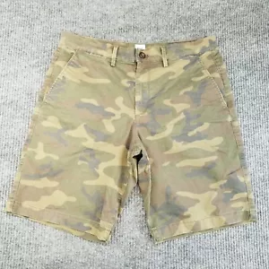 VTG Gap Shorts Men 31 X 10 Actual 32 X 10 Green Camouflage Hiking Cottegecore Y2 - Picture 1 of 13