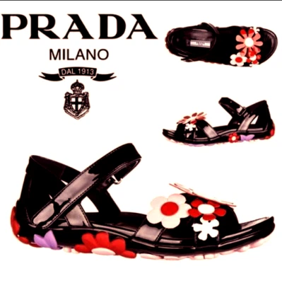 Sandalias PRADA Florales Aplicadas Negro Charol Talla US 6.5 /EU 36.5 $960 ~NUEVAS Foto 1 de 4