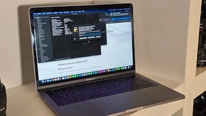 Apple MacBook Pro 2016 A1706 Touchbar Intel Core i5 2,9 GHz 16GB RAM 500GB SSD - Bild 1 von 6