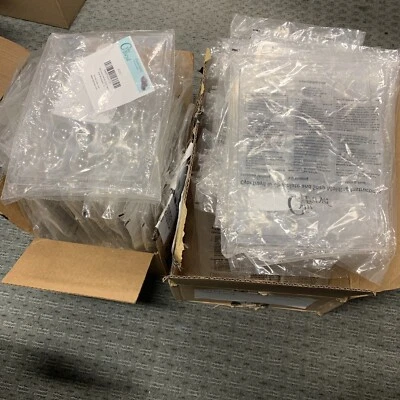 Lot of 52: Cybr Trayd Assorted Plastic Molds Many Different Sizes New - Image 1 of 4