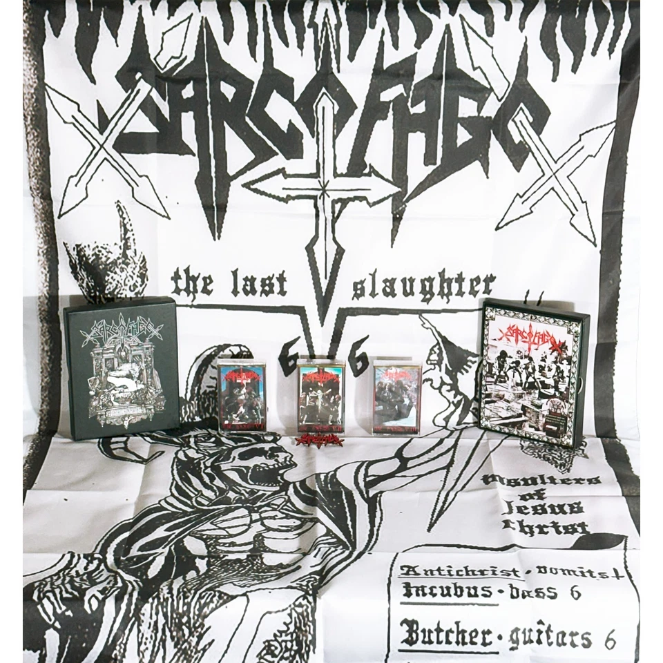 SARCOFAGO Die...HARD!! 3x Black Shell MC Boxset with Enamel Pin and Poster Flag Foto 1 de 4