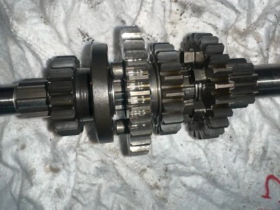 KAWASAKI KLF400 BAYOU 93-99 TRANSMISSION INPUT+OUTPUT ASSY 13127-1211 13128-1185 - Image 1 of 4