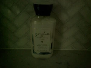 Bath and Body Works Gingham Körperlotion 8 Oz. - Bild 1 von 1