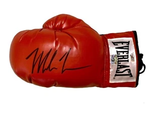 Mike Tyson Autographed Red Everlast Boxing Glove Fanatics Authentic - Picture 1 of 3
