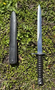 Swiss Military M57 Bayonet With Scabbard Excellent Condition - Picture 1 of 8