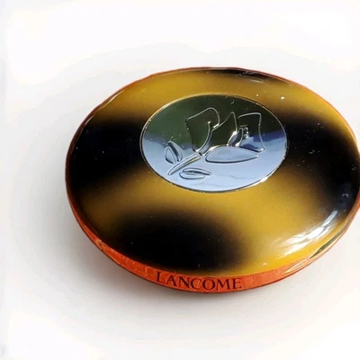 “Lancôme Teint Idole Ultra Wear C.E. Skin-Transforming Bronzer 03 Light... - Image 1 of 4