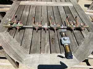 Weber Summit E & S 460, 470 NG Conversion Parts Manifold, Orifices and Regulator - Picture 1 of 4