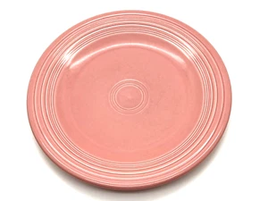Plato de cena Fiestaware 10,5" rosa - platos rosa Fiesta Ware, 3 disponibles - Imagen 1 de 5