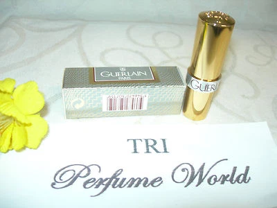 Guerlain KISSKISS Hydro-soft Lipstick SPF 8 ORANGE SATIN SAUVAGE No # 305 - Image 1 of 4