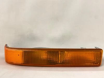 Оригинальный парковочный фонарь указатель поворота со стороны пассажира для Chevrolet S10 1999 года выпуска 16524256 - Изображение 1 из 4