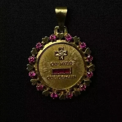 4Ct Round Cut Lab-Created Red Ruby Diamond Custom Pendant 14K Yellow Gold Plated - Image 1 of 3