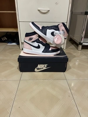 Jordan 1 Atmosphere Bubble Gum Foto 1 de 4