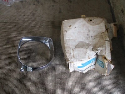 Buick Wildcat Gran Sport 1966 nuevo GM LH faro exterior bisel anillo 1374303 Foto 1 de 4