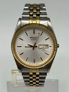Vintage Pulsar V533-8B50 Quartz Men’s Watch Day / Date - New Battery / RUNNING! - Picture 1 of 10