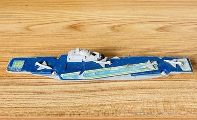 1976 Matchbox Sea Kings Aircraft Carrier K304 9” Length Navy Toy Made In England - Image 1 of 4