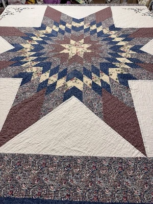 Vintage Style Embroidered Accents Lone Star Patchwork Quilt 110x116 king #554 - Image 1 of 4