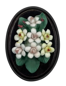 RM Italian Capodimonte Style Vintage Hand Made Ceramic Flowers on Wood 7 x 10cm - Imagen 1 de 13