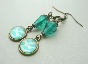 PEACOCK Dangle Earrings Bronze and Teal Round Glass Cabochon Glass Bead KCJ4188 - Picture 1 of 6