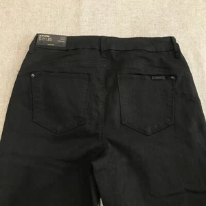 Chicos Womens Jeans XS sz 2 Slim Leg So Lifting Denim Pant Solid Black NEW - Picture 1 of 17