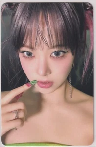 Tarjeta fotográfica oficial LE SSERAFIM Eunchae | Crazy Album Weverse versión A1 - Imagen 1 de 2