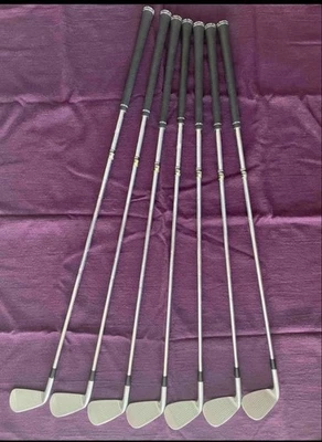 Titleist T712 CB Forged Irons #4-9,Pw(7Clubs)/Dynamic Gold/Flex:Stiff - Image 1 of 4