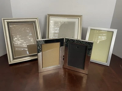 Lote De Colección De 4 Marcos De Fotos, Tono Plateado Metal Galería Pared Bisagras Foto 1 de 4