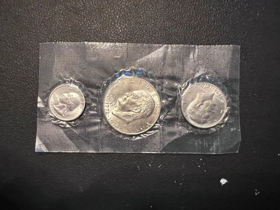 1976 S Bicentennial Uncirculated Mint Set, no outer envelope! -  MAKE AN OFFER! - Image 1 of 2