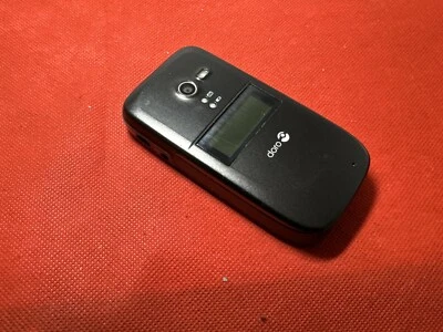 Doro PhoneEasy 622 Unlocked Black SOS Button  Flip Phone - Image 1 of 4
