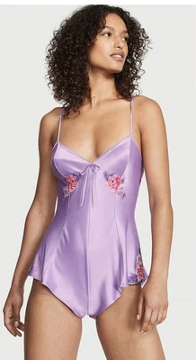 Детский комбинезон VS с атласной вышивкой - Изображение 1 из 4