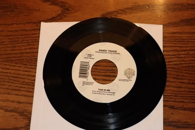 NEW VINYL 45 TRAVIS TRITT THE WHISKEY AINT WORKIN B/W BIBLE BELT  NEW UNPLAYED Foto 1 de 2