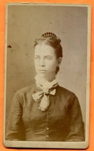 CDV La Crosse, WI, Portrait of a Young Woman, by Meason, circa 1870s Backstamp - Picture 1 of 3