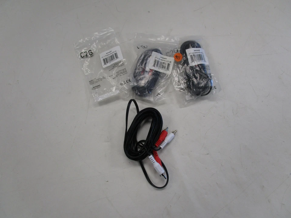 CABLE AUDIO RCA SERIE VALOR C2G 12' (JUEGO DE 3) 40465 Foto 1 de 4
