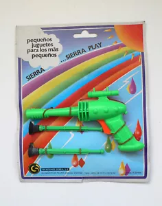 Vintage Sierra Play PISTOLA ESPACIAL Space Ray Gun Pistol NMOC Spain 1970's - Picture 1 of 6