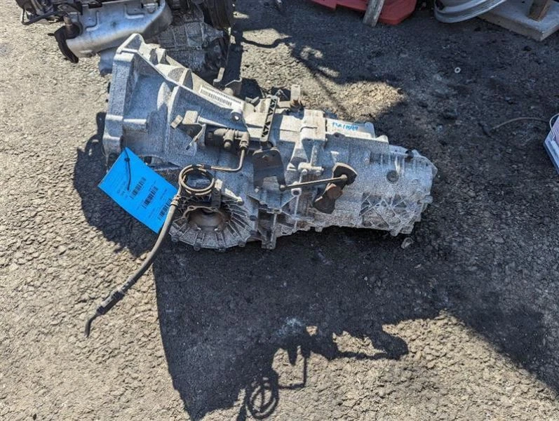 Transmisión manual 3,4 L sin bloqueo compatible con 13-16 PORSCHE BOXSTER, 981 300 010 21 Foto 1 de 4