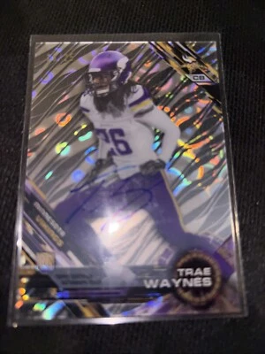 2015 Topps High Tek RC Clouds Diffractor Auto Trae Waynes 10/25 Minnesota Viking - Image 1 of 2