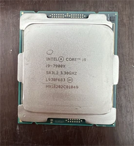 Intel Core i9-7900X SR3L2 3.30GHz 10-Core 13.75M LGA-2066 X-series CPU Processor - Picture 1 of 2