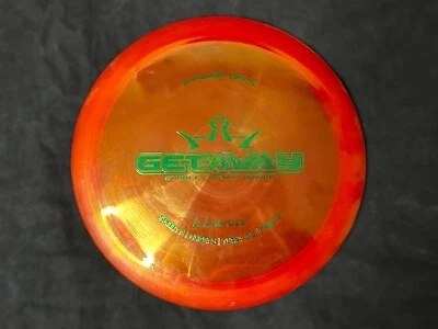 Dynamic Discs Lucid GETAWAY - 167g - Red w/Green Stamp -Disc Golf Stable Fairway - Image 1 of 4