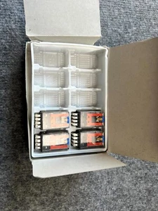 4 x Stück, OMRON MY41IN 24VDC Plug-in Relais - Picture 1 of 3