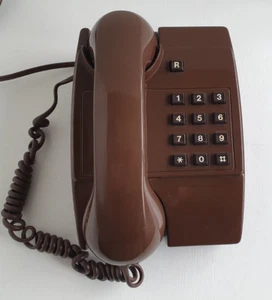 VINTAGE RETRO BT STATESMAN TELEPHONE (CHOCOLATE) - Picture 1 of 6