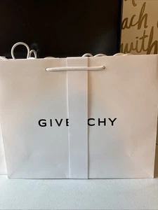 GIVENCHY leere Einkaufs-/Tragetasche NEU 15”x12”x4 mit Givenchy Band - Bild 1 von 7