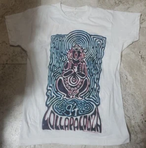 SWEET VINTAGE 1994 GIANT LOLLAPALOOZA TOUR SHIRT MEN'S SIZE MEDIUM AWESOME LOGO! - Picture 1 of 8
