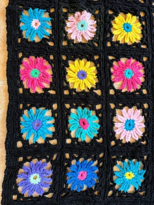 Nuevo Hecho a Mano Crochet 59x69" XL Afghan Throw Queen Cama Multicolor Margarita Cuadrados Foto 1 de 4