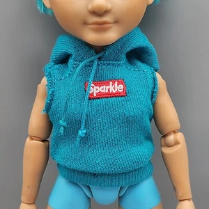 TOP 2021 RAINBOW HIGH RIVER KENDALL BLUE SLEEVELESS HOODIE SHIRT DOLL CLOTHES - Picture 1 of 6