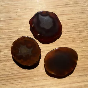 3 rebanadas de geoda piedras de exhibición de cristal de ágata marrón pulido corte final rocas naturales - Imagen 1 de 6