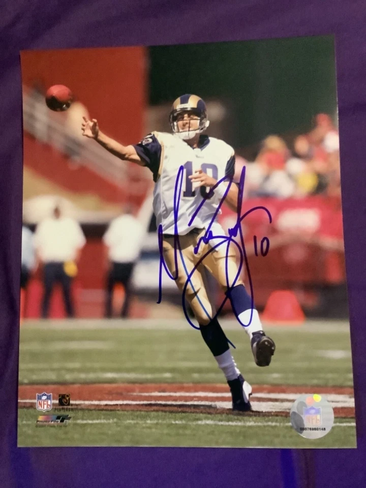 FOTO 8X10 FIRMADA POR MARK BULGER DE ST LOUIS RAMS LA WVU FÚTBOL CERTIFICADO DE AUTENTICIDAD AUTOMÁTICO Foto 1 de 1