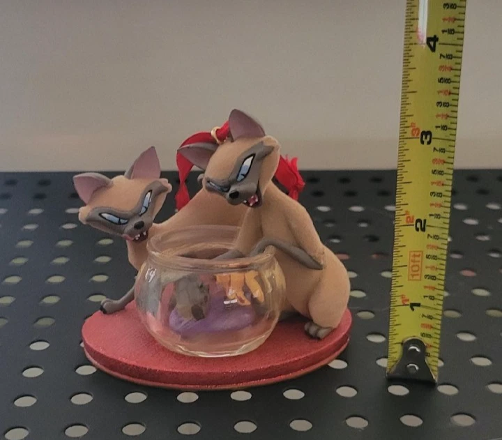 Disney 2016 Si & Am gatos siameses de la dama y el vagabundo adorno RARO Foto 1 de 1