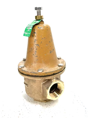 WATTS LF-223 Pressure Reducing Valve 1" NPT / Set @ 50-psi / Range 25-75 psi - Image 1 of 4